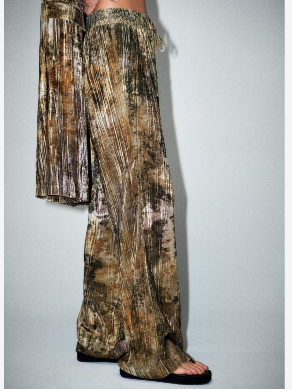 Zara Wide-Leg Abstract Velvet Pants